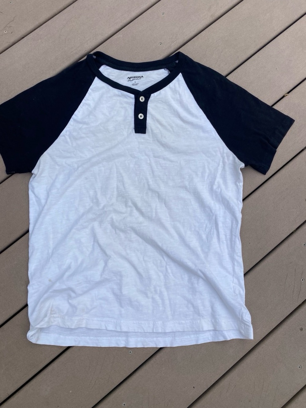 Arizona Jean Company White & Black Short-Sleeve Raglan Henley Tee